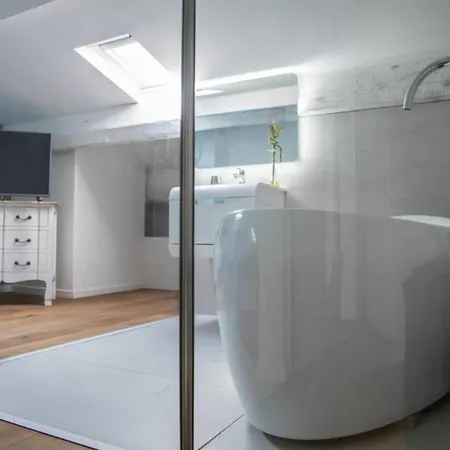 Апартаменти Maison Elenoire Сен-Тропе